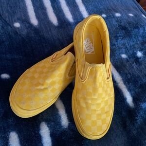 Little wore but still cute